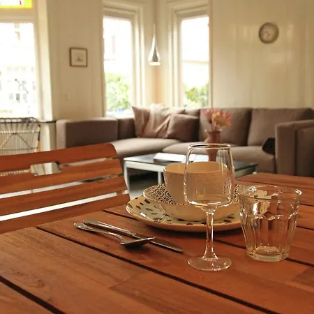 Holiday home Holiday Bij Neeltje *