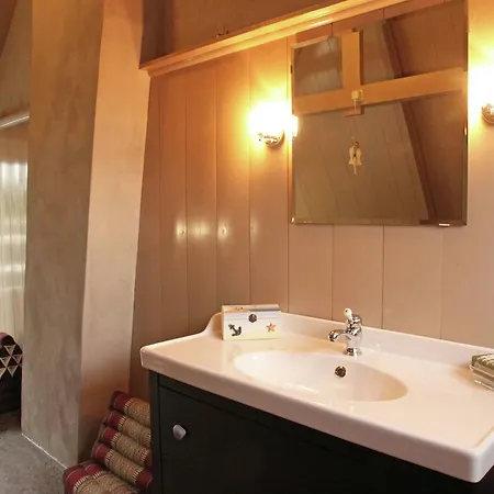 Holiday home Holiday Bij Neeltje